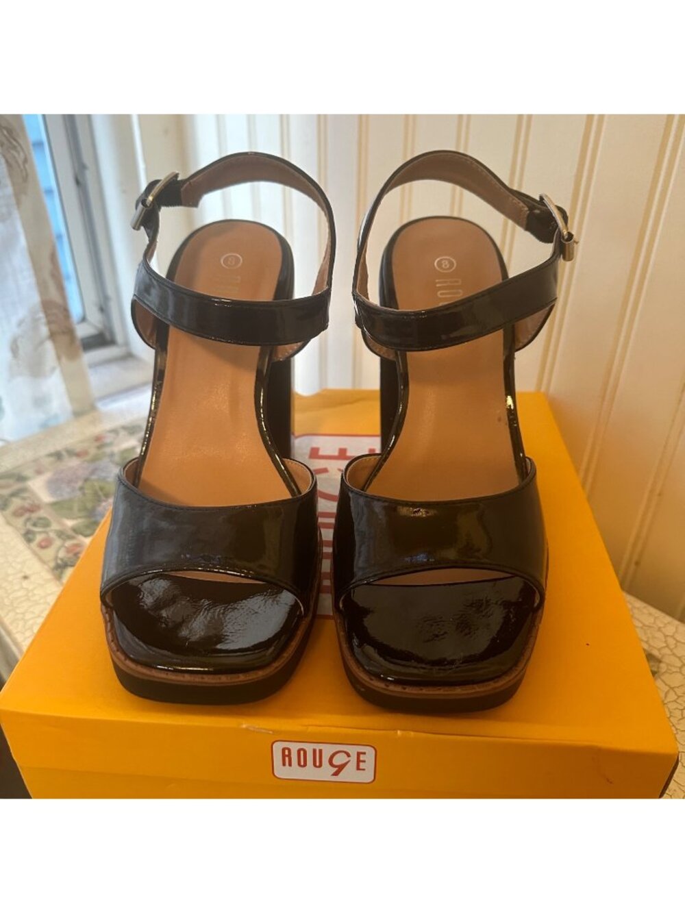 Rouge Black Patent Leather Block Heel Sandal High Heel Shoes 8